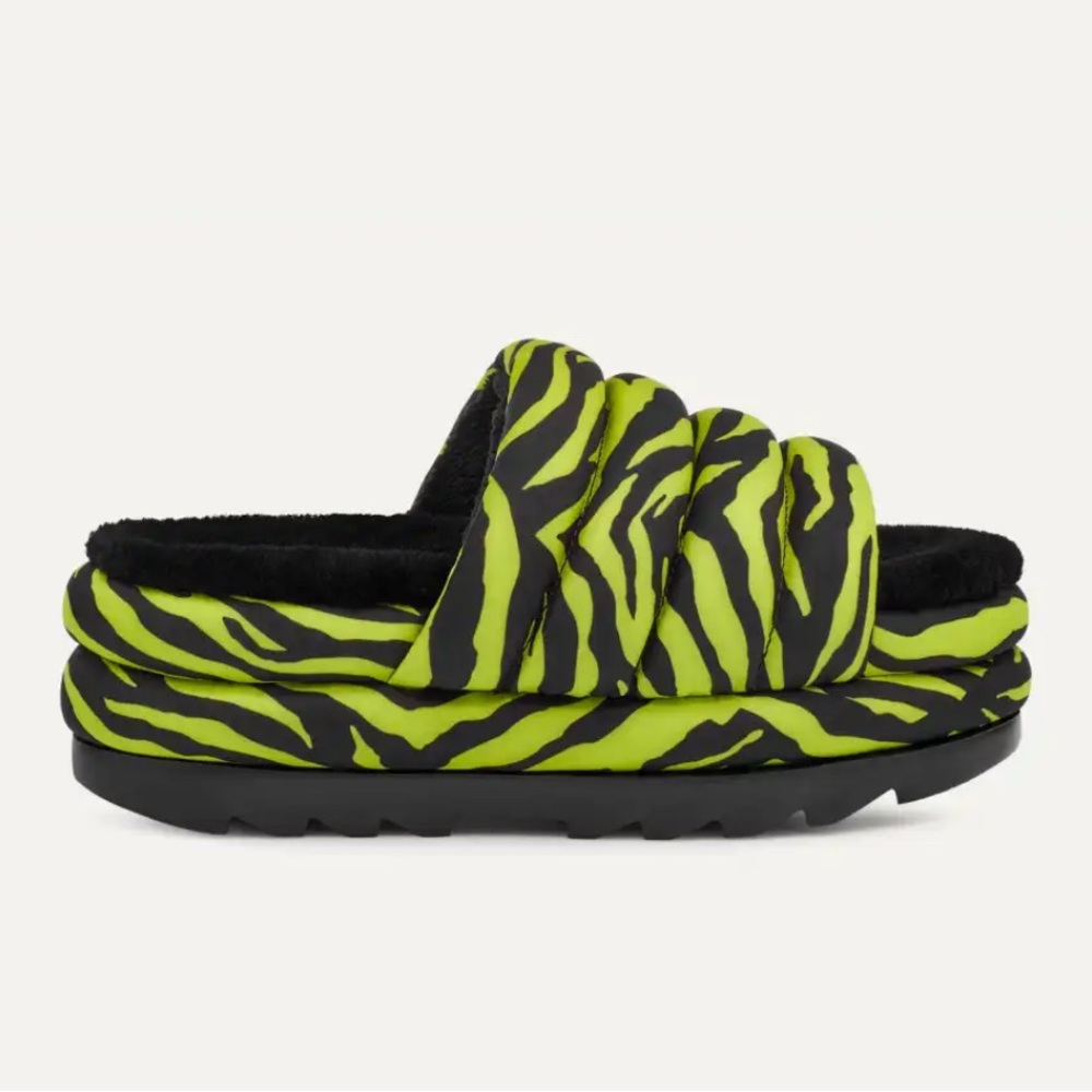 UGG Maxi Slide Tiger Print size 9